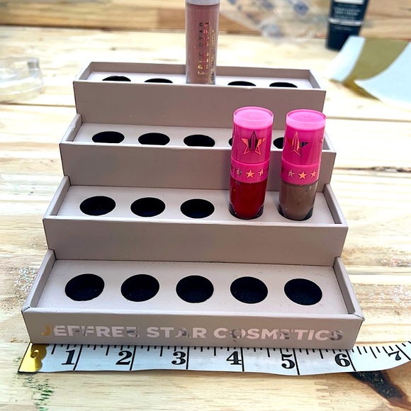 1 SIDE 4 SALE Jeffree Star Cosmetics: Velour Liquid Lipstick Stand - Nude - Picture 9 of 10